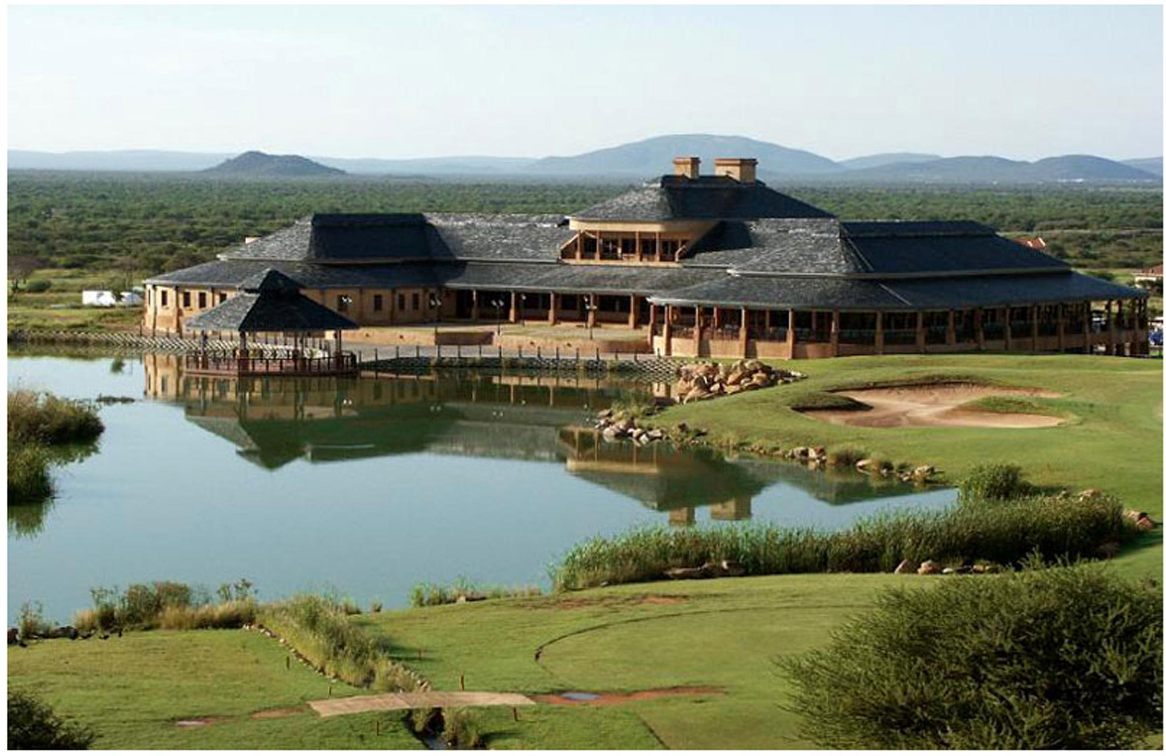 Phakalane Golf Estate Hotel Resort Габороне Экстерьер фото